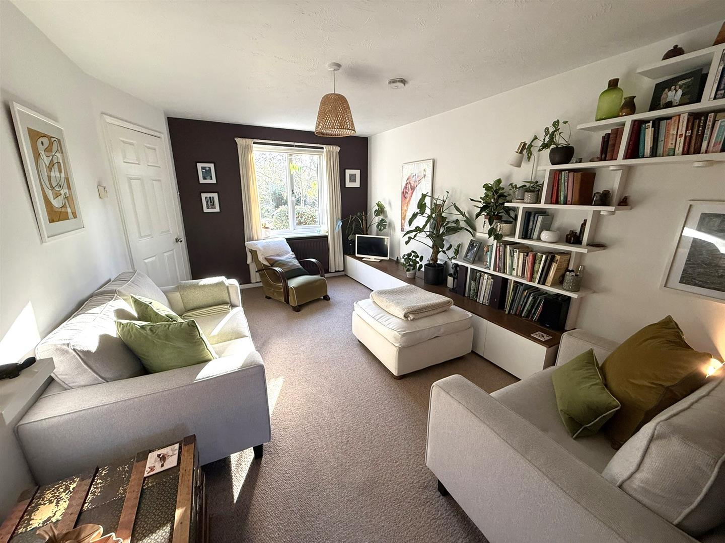 Foxgrove, Chippenham